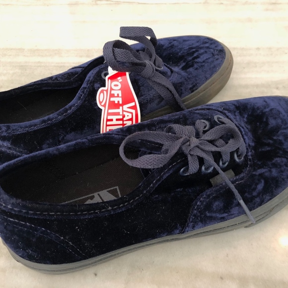Vans Authentic Velvet Navy Size: 8 (Womens) - Picture 3 of 4